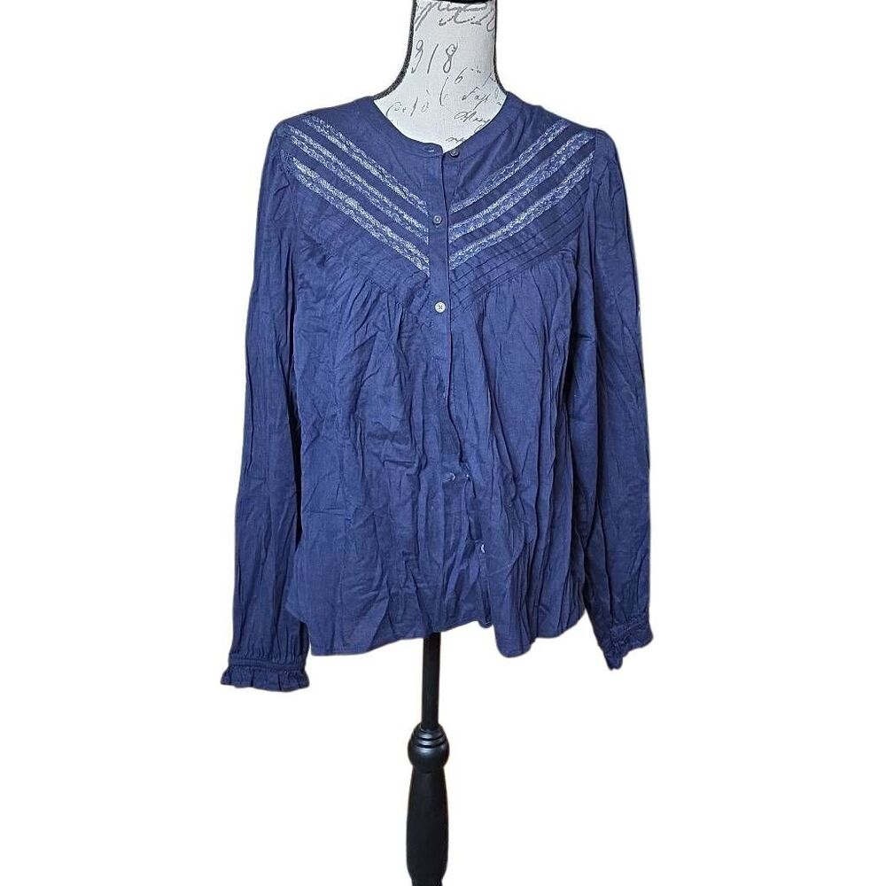 Gap Women's Size Large Navy Blue Lace Yoke Western Style Button Down Shirt
